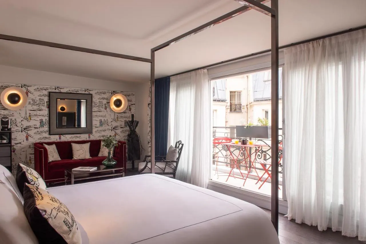 Mom'Art Hotel Paris