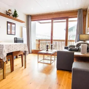 https://chamonix-mont-blanc-appartement.hotels-rhonealpes.com