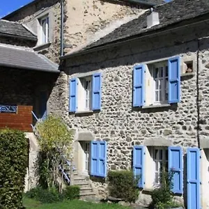https://gite-la-parenthese.hotels-rhonealpes.com